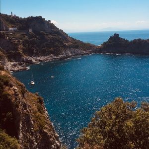 Meet your Posher, Carie